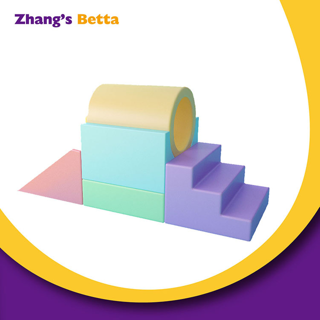 معدات اللعب اللينة للأطفال الصغار