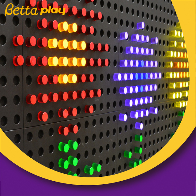 Bettaplay Diy Giant Light Bright Mall para alquiler