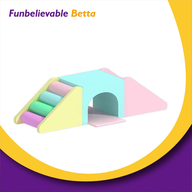 Bettaplay Patio de juegos interior Art&iacute;culos de alquiler para fiestas de juego suave Pasos y tobog&aacute;n de juego suave