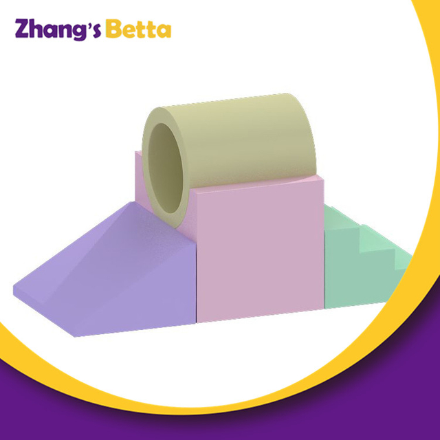 مجموعة ألعاب لينة للأطفال الصغار في الأماكن المغلقة من بيتابلاي