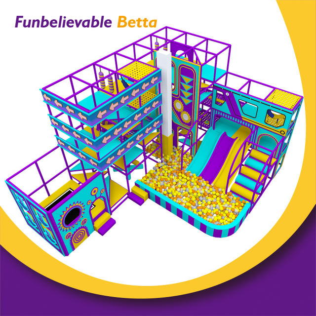 Bettaplay 120 SQM Estructura enmarcada simple Piscina de bolas de escalada Instalaciones de entretenimiento para parque de atracciones