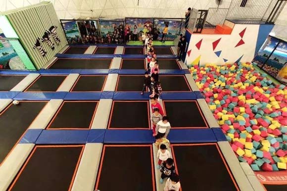 &iquest;C&oacute;mo operar un parque de trampolines para que dure?
