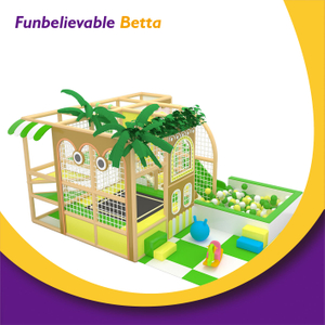 Bettaplay estilo bosque para ni&ntilde;os y ni&ntilde;os peque&ntilde;os, castillo travieso, parque infantil verde, equipo interior, parque infantil suave a la venta