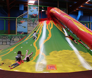 tobog&aacute;n para escalar el volc&aacute;n