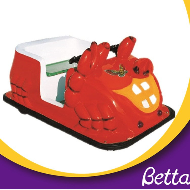 Coge un bonito coche de choque con bater&iacute;a para dos ni&ntilde;os 