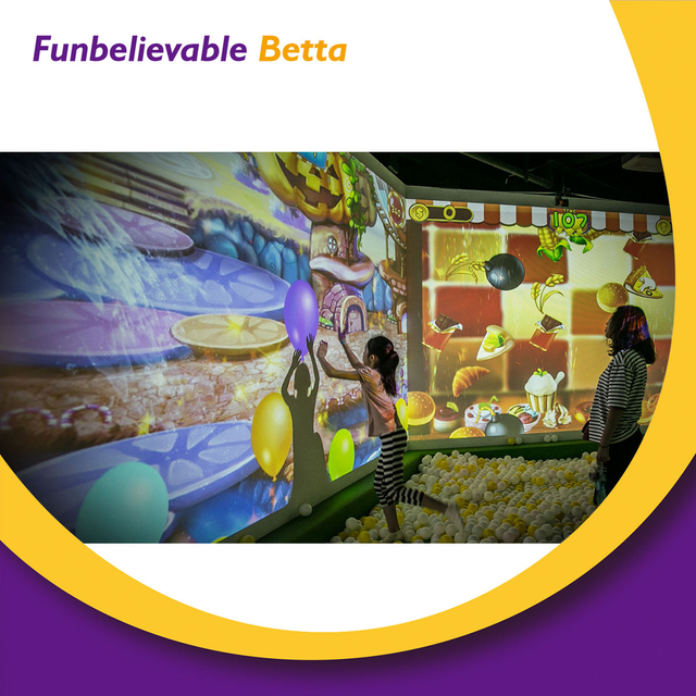 كرة المحيط المجنونة السحرية من بيتابلاي، كرة الإسقاط التفاعلية المحطمة