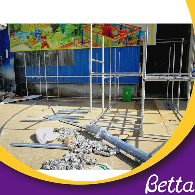 Instalaciones de tuber&iacute;as galvanizadas protecci&oacute;n d&uacute;ctil de la tuber&iacute;a de acero de Bettaplay