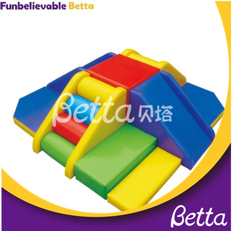 Fiesta de juegos suaves para ni&ntilde;os peque&ntilde;os &Aacute;rea de juegos interior para ni&ntilde;os