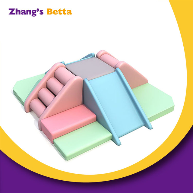 مجموعة لعب ناعمة للأطفال الصغار في الأماكن المغلقة عالية الجودة 