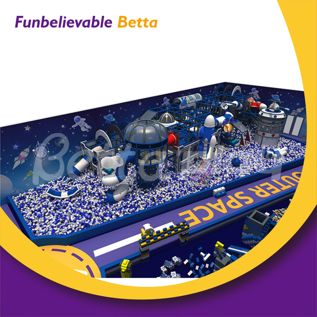 معدات ملاعب داخلية قابلة للتخصيص من Bettaplay تحت عنوان Deep Blue Universe للمركز التجاري