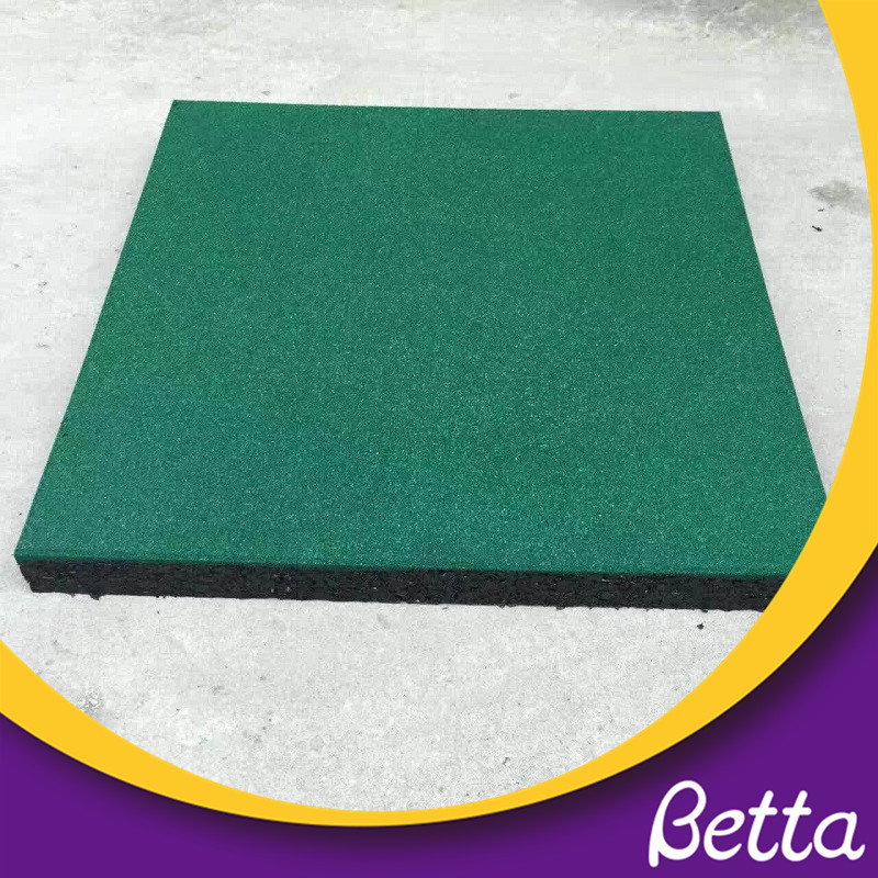School Football Running Track Flooring Rubber Surfaces Outdoor Athletic Track
