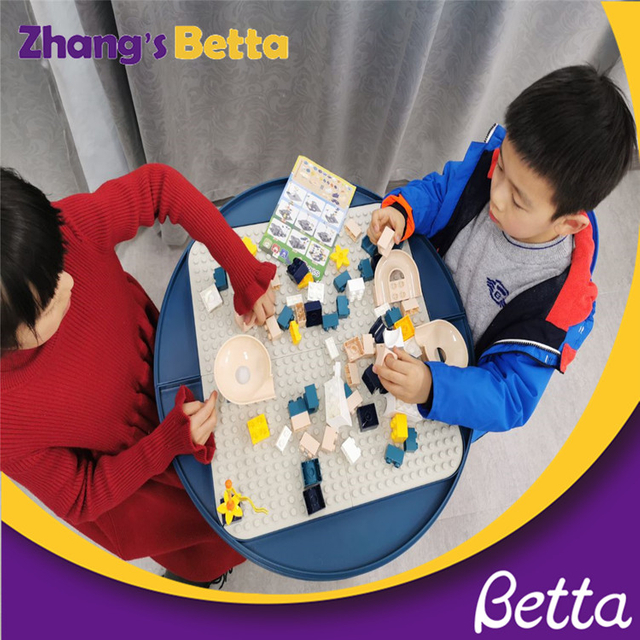El juego de bloques de mesa para ni&ntilde;os con bases de u&ntilde;as m&aacute;s popular