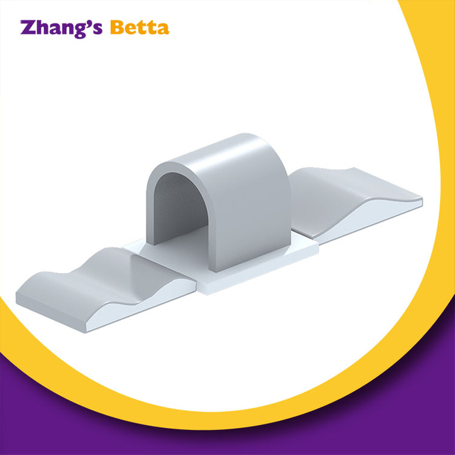 لعبة تسلق الأطفال باللون الرمادي الناعمة في الأماكن المغلقة 