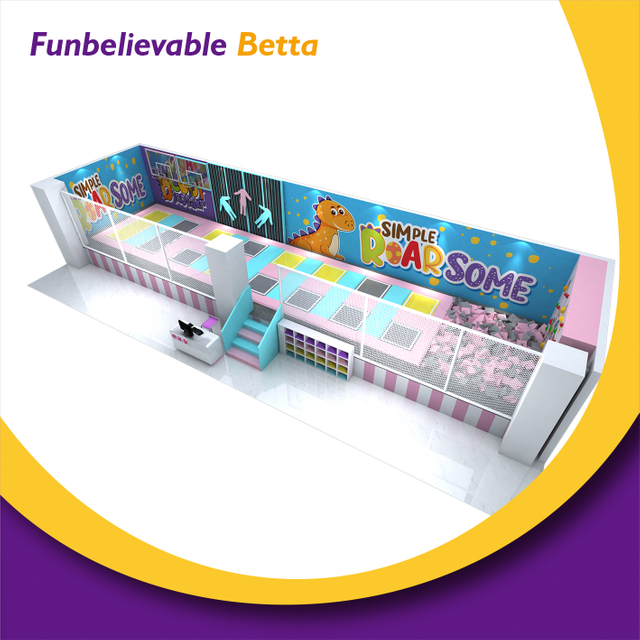 Детская зона на батуте Bettaplay со стеной для скалолазания Крытая игровая площадка Игровая площадка Поставщик мячей