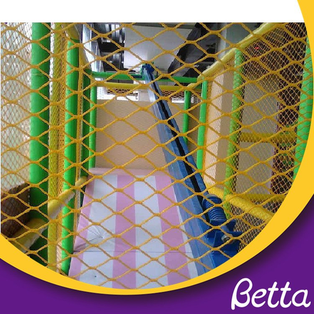 Red protectora para patio de juegos interior Bettaplay para ni&ntilde;os