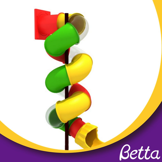 Спиральная трубчатая горка Bettaplay для игровой площадки в помещении
