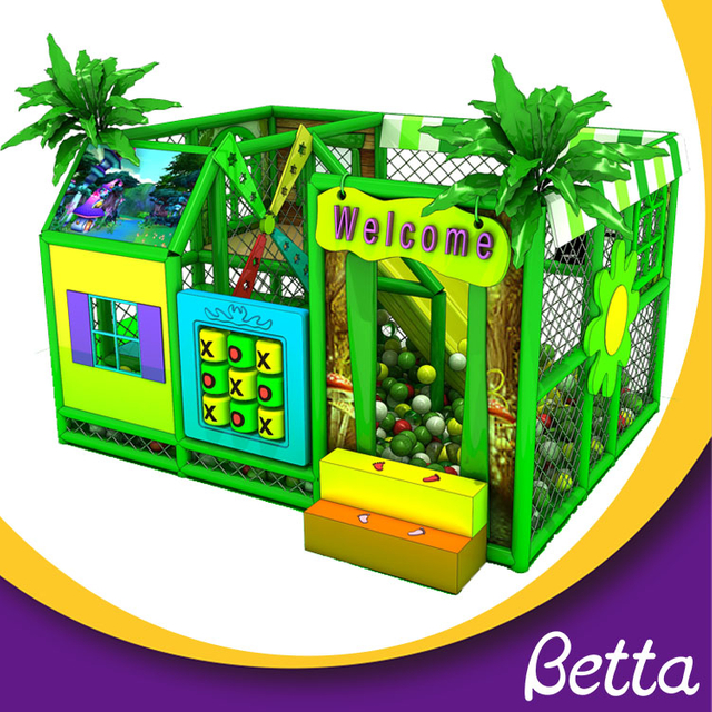 ملعب بيتابلاي جانجل ستايل الداخلي