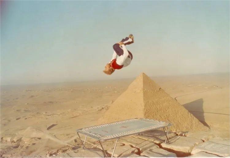 متنزه الترامبولين الداخلي!! لم تعد التمارين مملة!!!