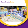 Bettaplay Dispositivos electr&oacute;nicos avanzados de 2600 m&sup2; Un parque de trampol&iacute;n interior con tobog&aacute;n regular y piscina de bolas grande para uso comercial