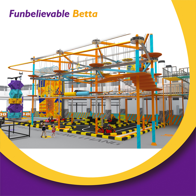 Bettaplay 3600 SQM Parque de trampolines interior de moda de color naranja vibrante Escalada en roca a gran altura Desaf&iacute;o interior Zona de aventura