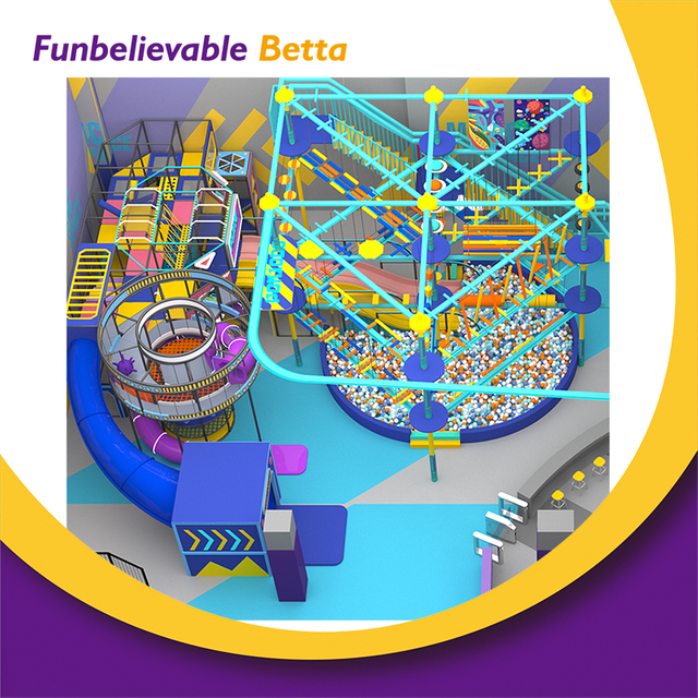 Bettaplay 550 SQM Pared interior comercial Obst&aacute;culo Cuerdas Campo de juegos Patio Tobog&aacute;n curvo interior 