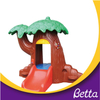 Small Cubby Indoor Plastic Kids Playhouse for Role Play 
