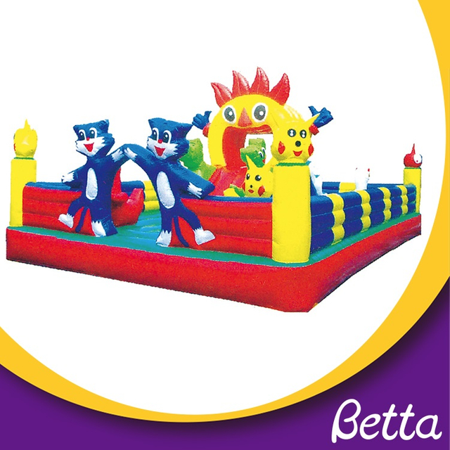 Bettaplay inflable comercial gigante
