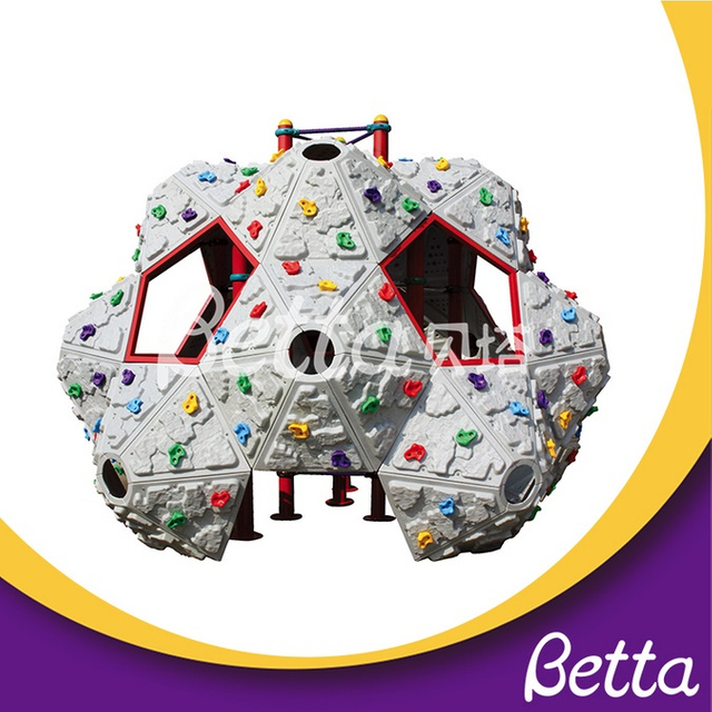 Muro de escalada en roca para ni&ntilde;os Bettaplay