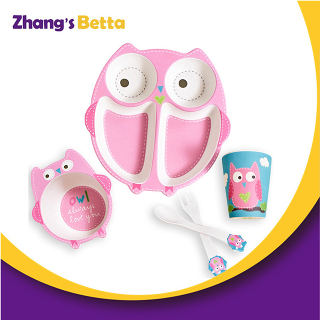 Cena rosa set para niños