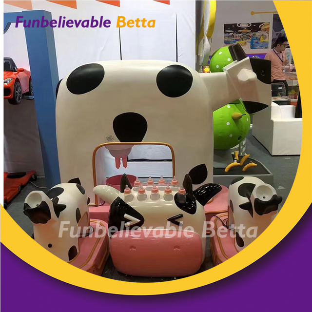 Bettaplay Parque infantil interior Juego interactivo para ni&ntilde;os Juego de rol de vaca Granja Softplay Parque infantil para jard&iacute;n de infantes