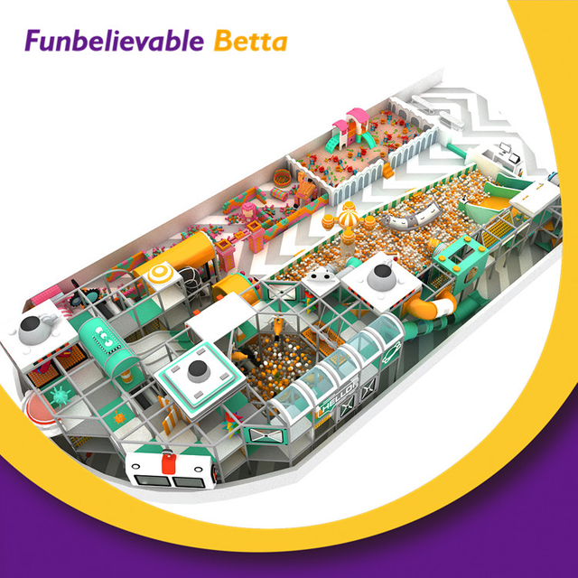 Centro de juegos Bettaplay de 560 m2, equipo