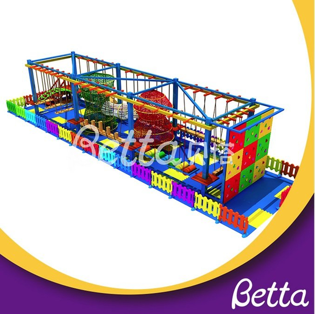Bettaplay Safety parque infantil roc&oacute;dromo circuito de cuerdas