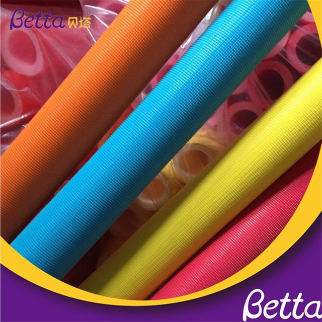 أنابيب حماية السقالة من بيتابلاي للملعب، المتاهة 