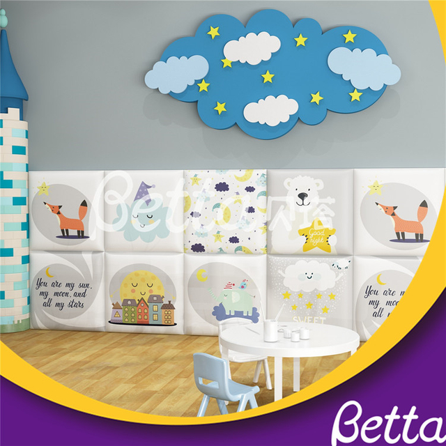 Bettaplay Acolchado de pared hecho a medida para parque de atracciones