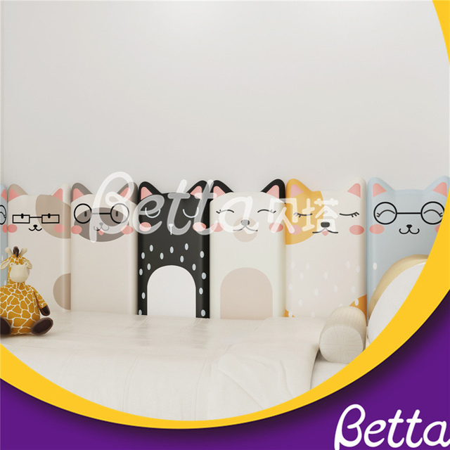 بطانة حائط مصنوعة خصيصًا من Bettaplay
