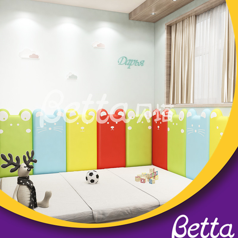 BettaPlay Self-sticking Soft Wall Covering 