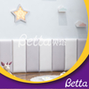 Pared suave colorida de la seguridad de la pared para el patio interior de la habitaci&oacute;n de los ni&ntilde;os