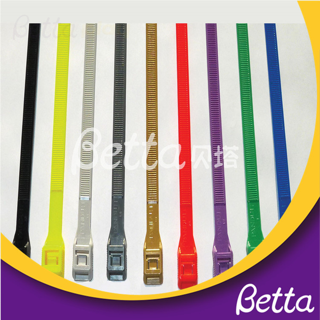 Brida para cables resistente al calor de buena calidad Bettaplay para patio interior