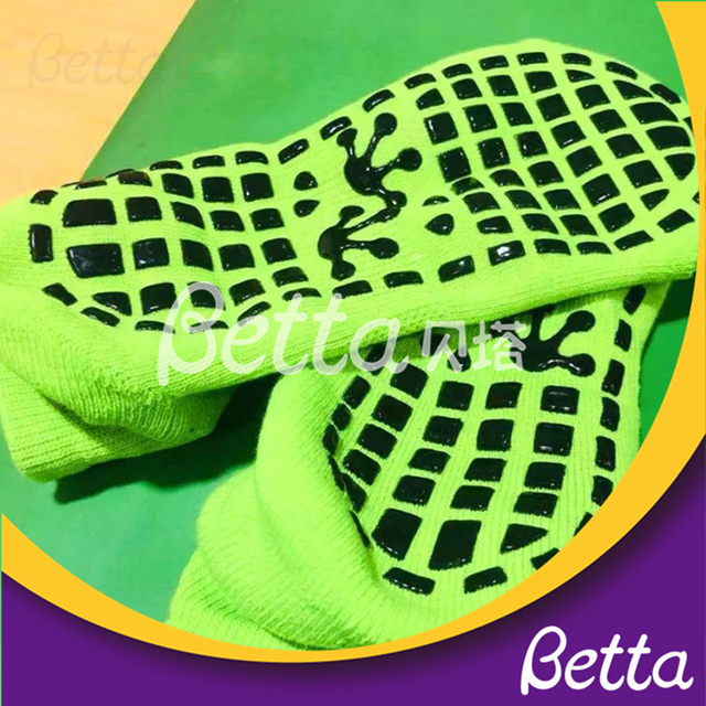 Betta Trampoline الشركة المصنعة تنتج جورب الترامبولين القابل للتخصيص 