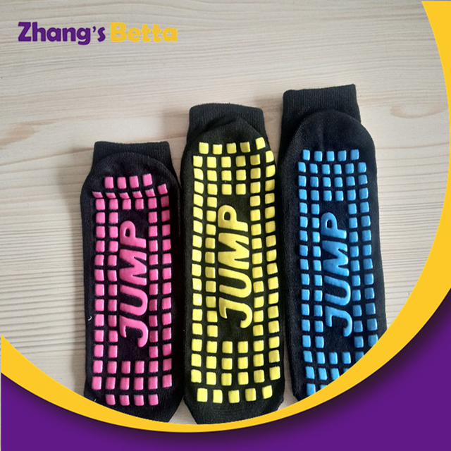 Calcetines interiores antideslizantes con agarre para trampol&iacute;n de moda favorita