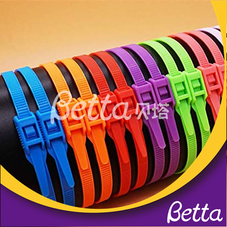 Atadura de cables de nylon de la espuma protectora suave de los accesorios interiores del patio