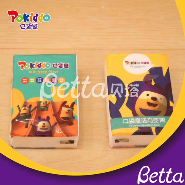 Productos de franquicia de Pokiddo para promoción del patio de recreo en interiores Mini tejido de bolsillo facial desechable